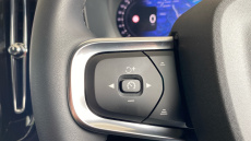 Volvo XC40 2.0 B4P Plus Dark 5dr Auto Petrol Estate